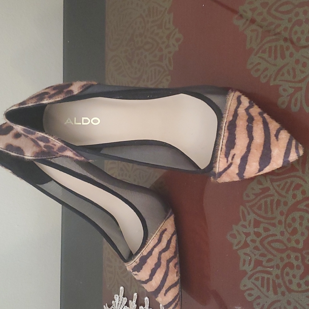 Shoe